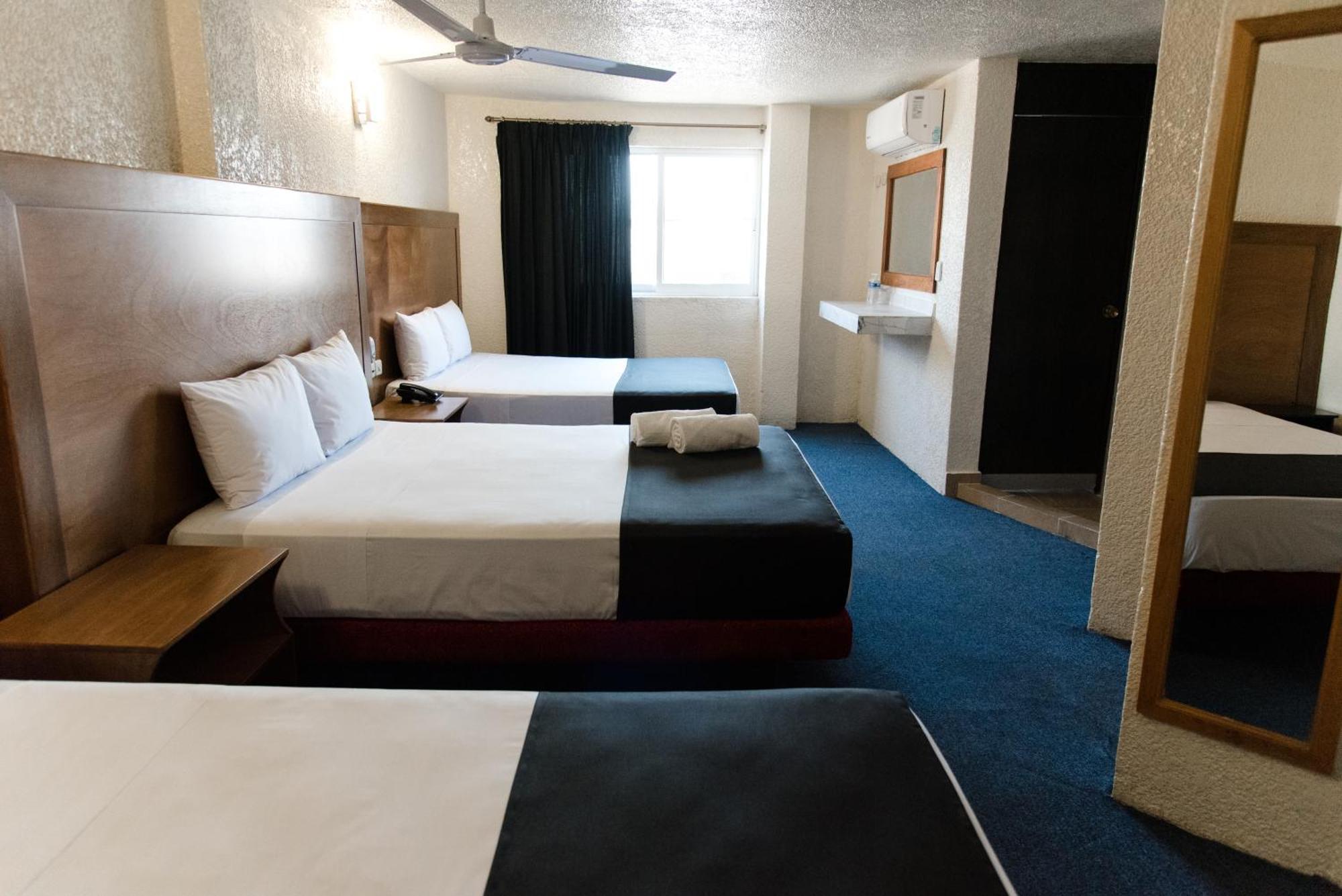 Hotel Central Irapuato - Hotel En إيرابواتو المظهر الخارجي الصورة